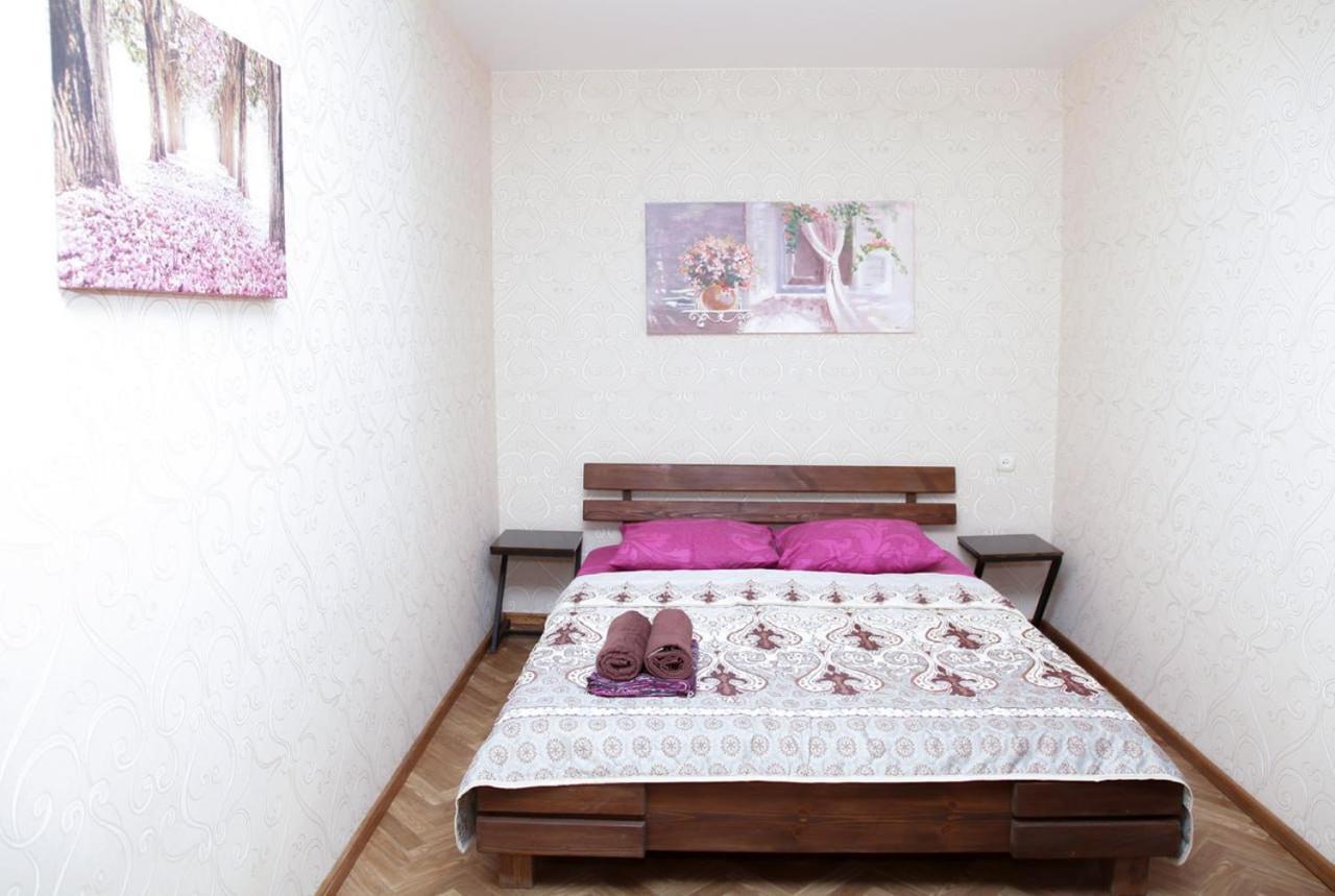 Apartments on Yavornitsky av. Dnipro Exteriör bild